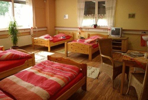 Econo Motel Goelzer Büchenbeuren Eksteriør billede