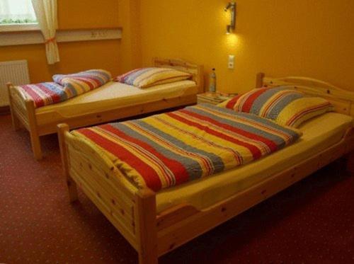Econo Motel Goelzer Büchenbeuren Eksteriør billede